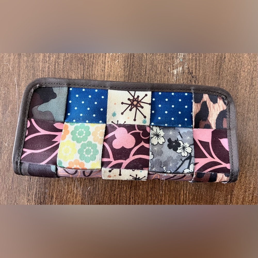 GUC Rare Harveys seatbelt bag clutch wallet